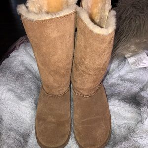 Light brown bearpaw boots